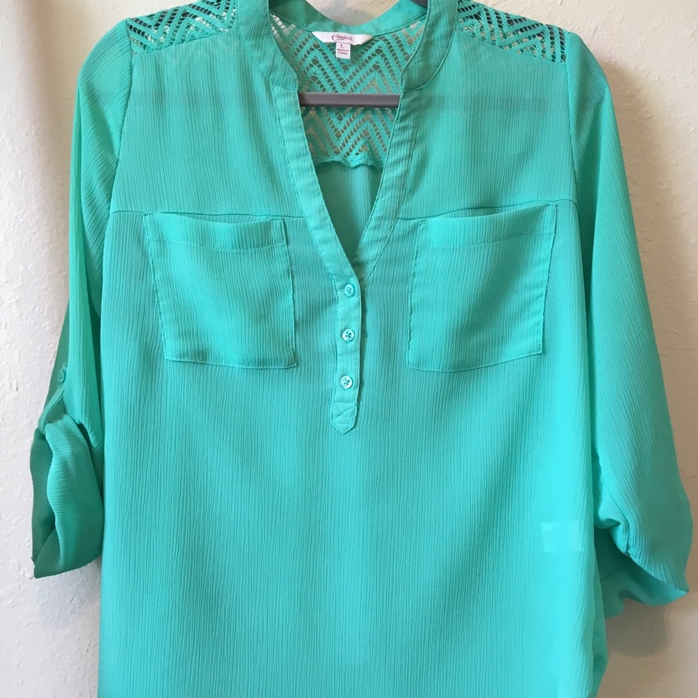Candie’s polyester mint blouse with lace back